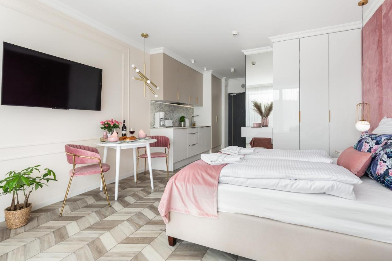 Golden Line Apartments Swinoujscie Exterior photo