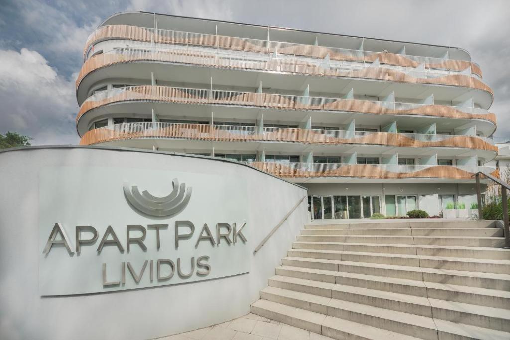 Golden Line Apartments Swinoujscie Exterior photo